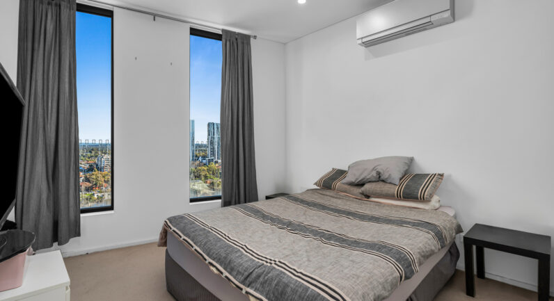 1806/6A Atkinson Street, Liverpool NSW 2170