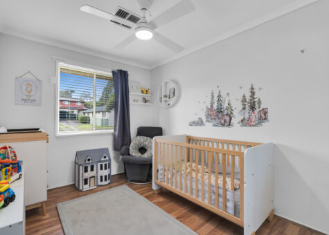 33 Pinaroo Crescent