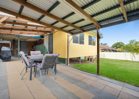 33 Pinaroo Crescent