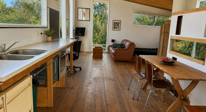 23 Glovers Road, Deep Bay TAS 7112