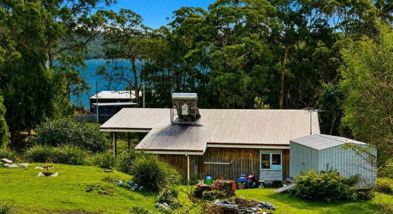 23 Glovers Road, Deep Bay TAS 7112
