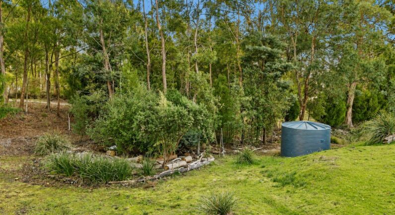 23 Glovers Road, Deep Bay TAS 7112