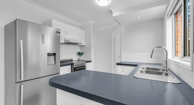 8/11 Mundarda Place, St Helens Park NSW 2560