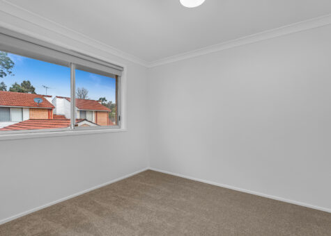 8/11 Mundarda Place