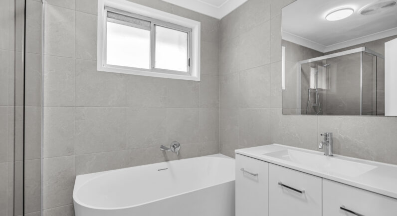 8/11 Mundarda Place, St Helens Park NSW 2560