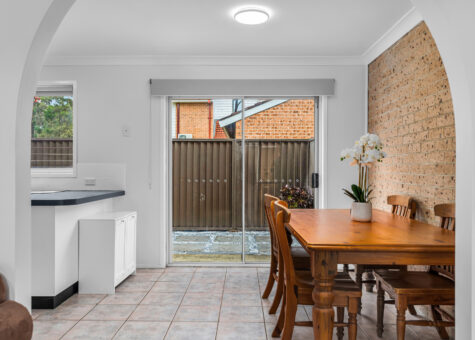 8/11 Mundarda Place