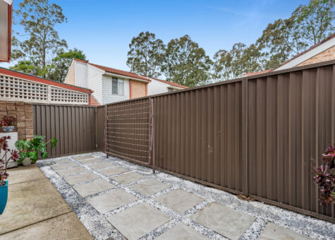 8/11 Mundarda Place