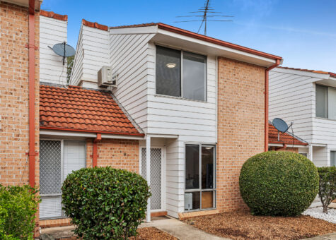 8/11 Mundarda Place