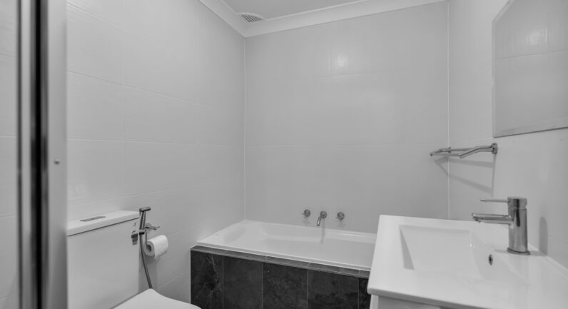 18 Oberon Road, Ruse NSW 2560