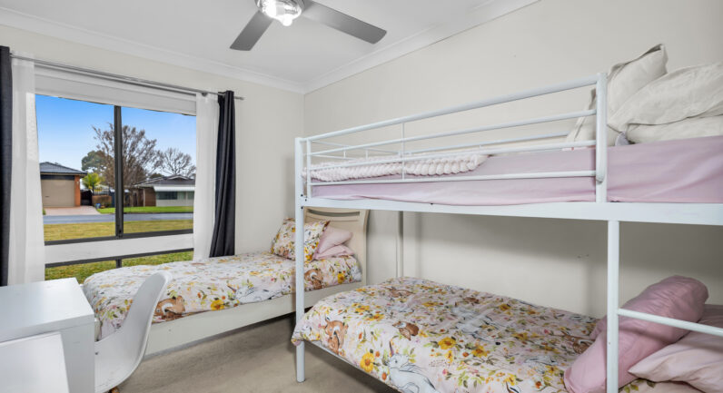 18 Oberon Road, Ruse NSW 2560