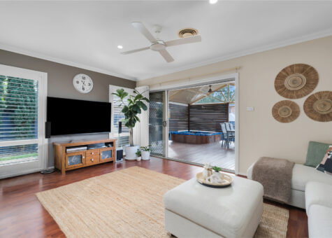 120 Macarthur Circuit