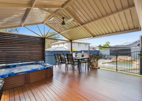 120 Macarthur Circuit
