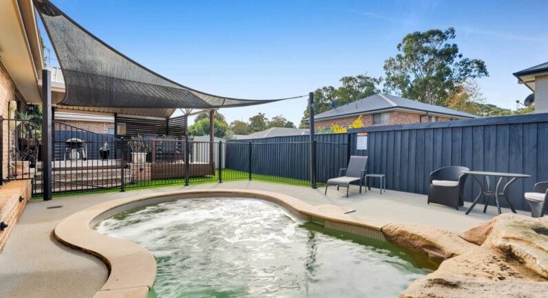 120 Macarthur Circuit, Camden Park NSW 2570