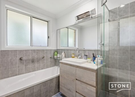 2/13 Bangalow Terrace