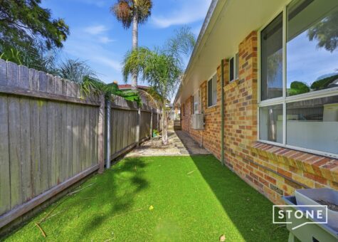 2/13 Bangalow Terrace