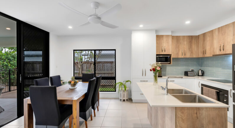 20 Buoy Drive, Trinity Beach QLD 4879