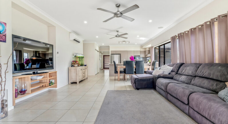 24 Seaways Street, Trinity Beach QLD 4879