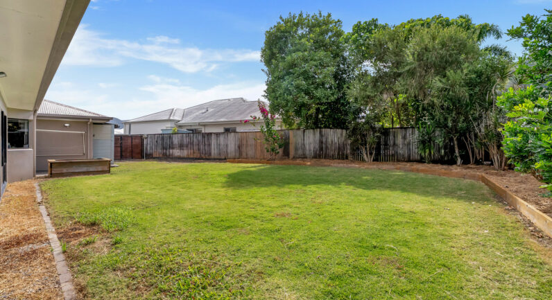 24 Seaways Street, Trinity Beach QLD 4879