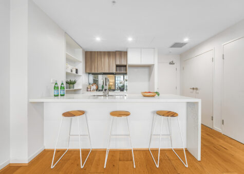 416/100 Fairway Drive