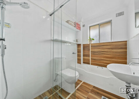 10/15-17 Queens Avenue