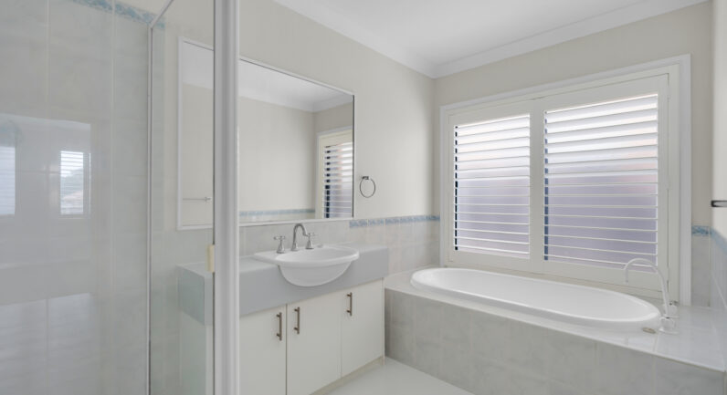 6 The Rivulet, Mount Annan NSW 2567