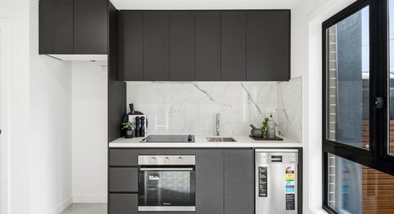 2 Seddon Place, Campbelltown NSW 2560