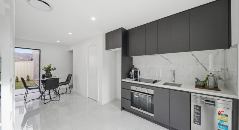 2 Seddon Place, Campbelltown NSW 2560