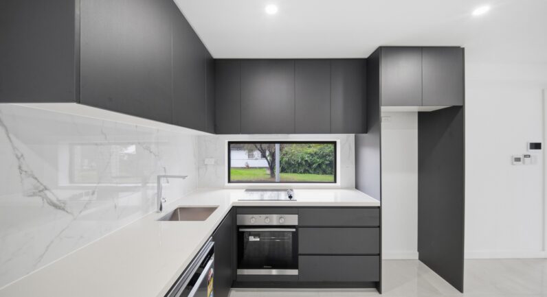 2 Seddon Place, Campbelltown NSW 2560