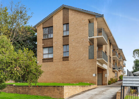 1/55 Warby Street