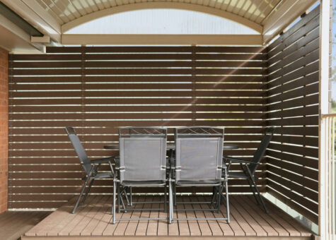 10 Curtin Place