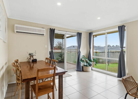 10 Curtin Place