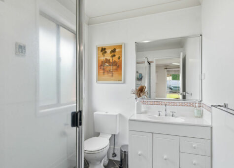 10 Curtin Place