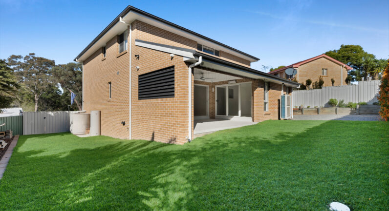 7 Rebecca Place, Ingleburn NSW 2565