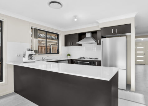6 Clowes Street