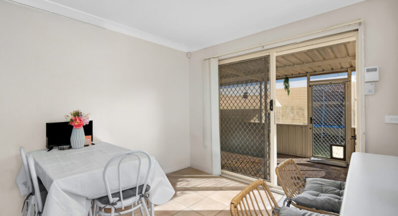 36 Carbasse Crescent, St Helens Park NSW 2560