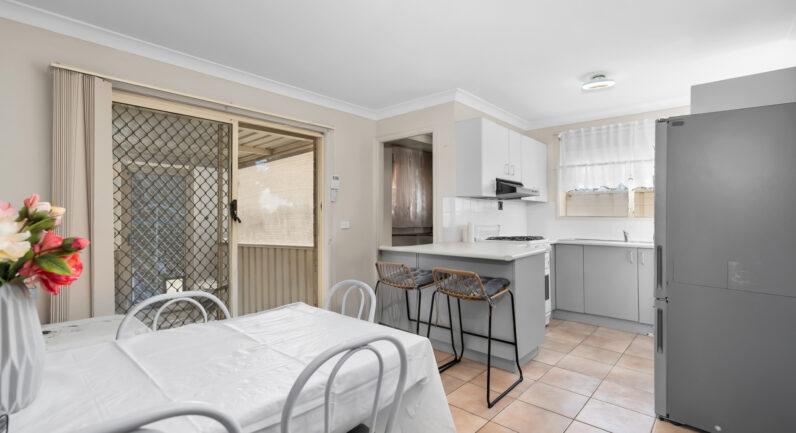 36 Carbasse Crescent, St Helens Park NSW 2560