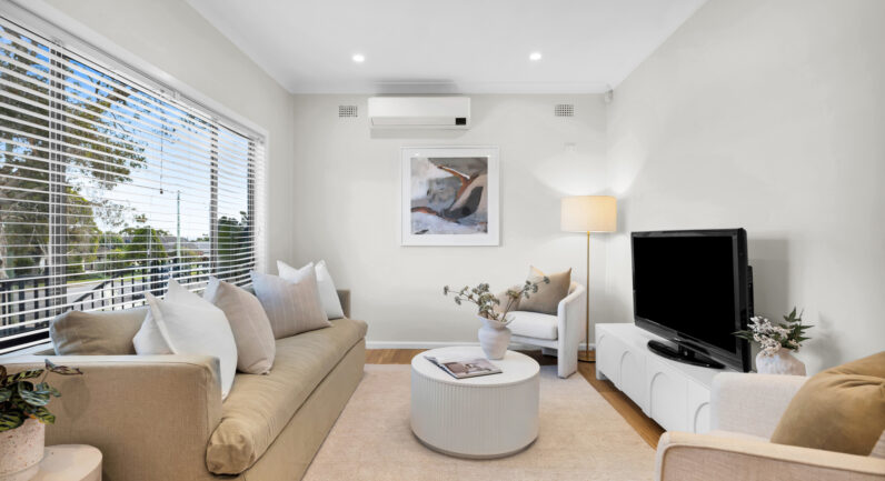 40 Waminda Avenue, Campbelltown NSW 2560