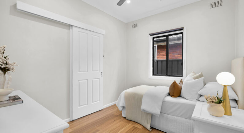 40 Waminda Avenue, Campbelltown NSW 2560