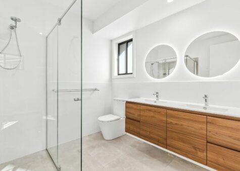 24 Bushlark Close