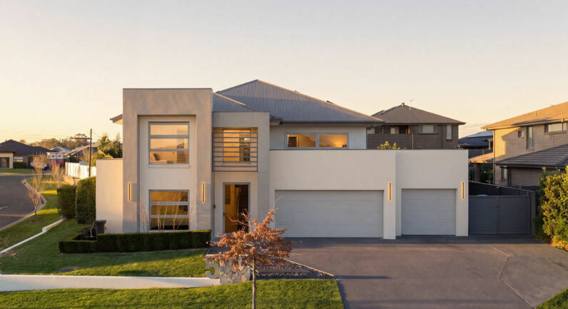 5 Doolan Crescent, Harrington Park NSW 2567