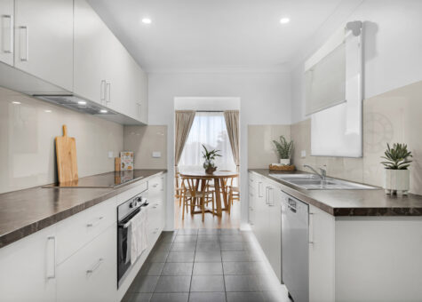13 Kanangra Crescent