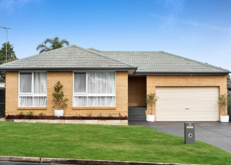 13 Kanangra Crescent