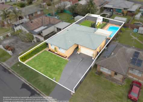 13 Kanangra Crescent