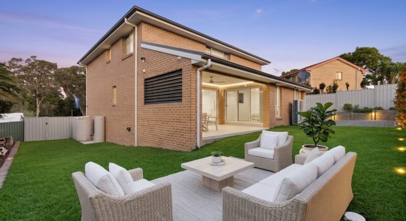 7 Rebecca Place, Ingleburn NSW 2565