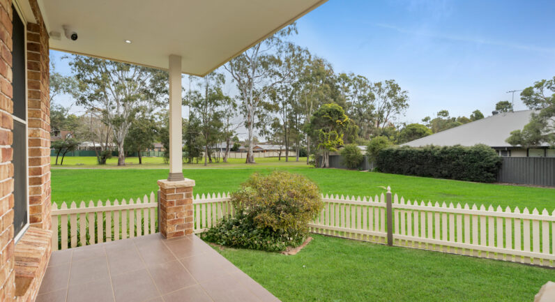 20 Bengal Crescent, Elderslie NSW 2570