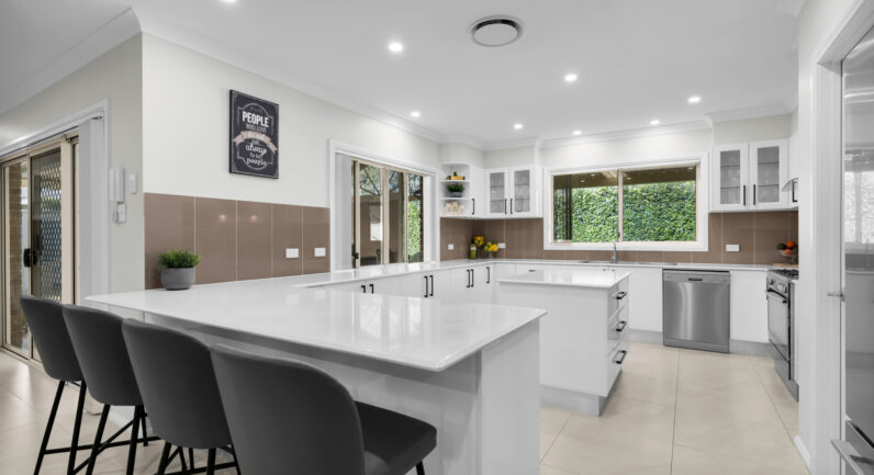20 Bengal Crescent, Elderslie NSW 2570