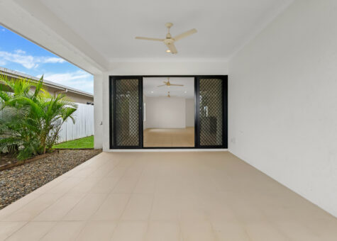 12 Sandridge Way