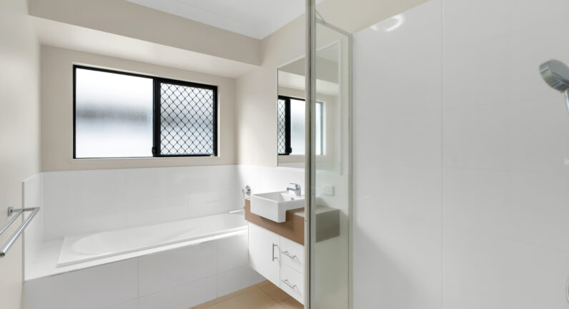 12 Sandridge Way, Smithfield QLD 4878