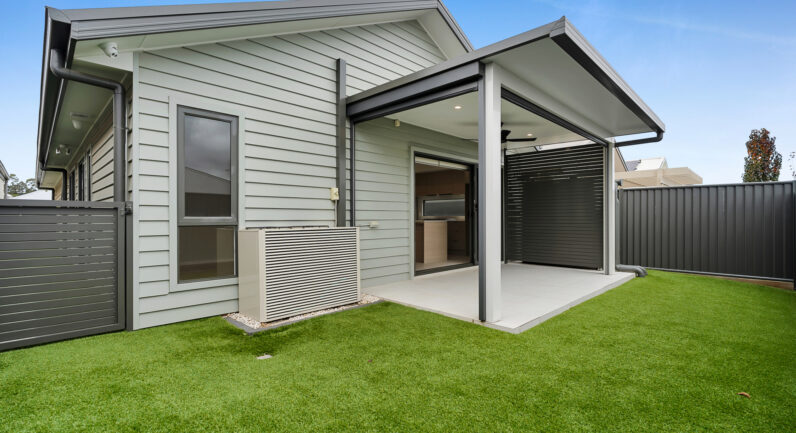 14 Campion Way, Spring Farm NSW 2570