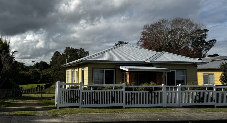 24 Bissett Street, East Kempsey NSW 2440